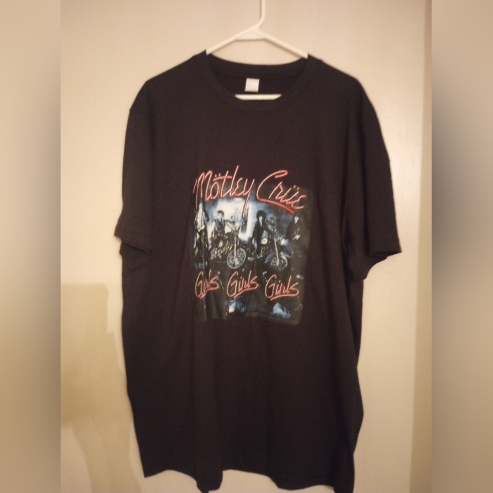 Motley Crue Girls Girls Girls Men's Short Sleeve Tee